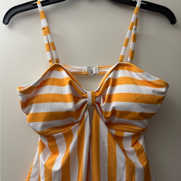 Cupshe Striped Yellow and White One-Piece Swimsuit - Picture 2 of 4